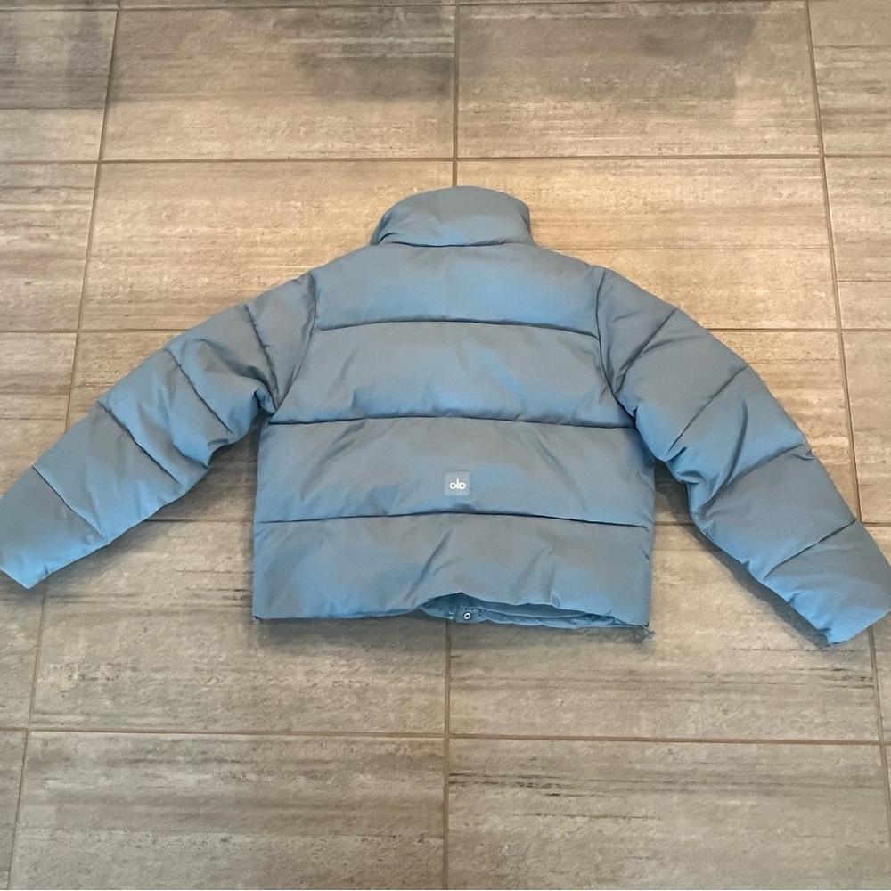 ALO Blue Puffer Jacket worn ONE time excellent Cond like new size L